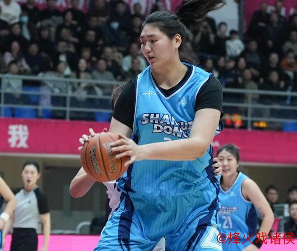 “小巨人”张子宇开启WCBA职业生涯首战