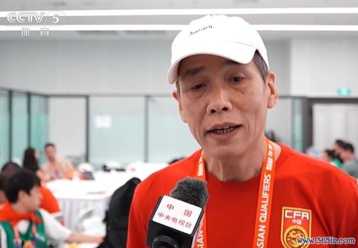 马德兴：国足选帅问题多，几个关键W不解决难成功