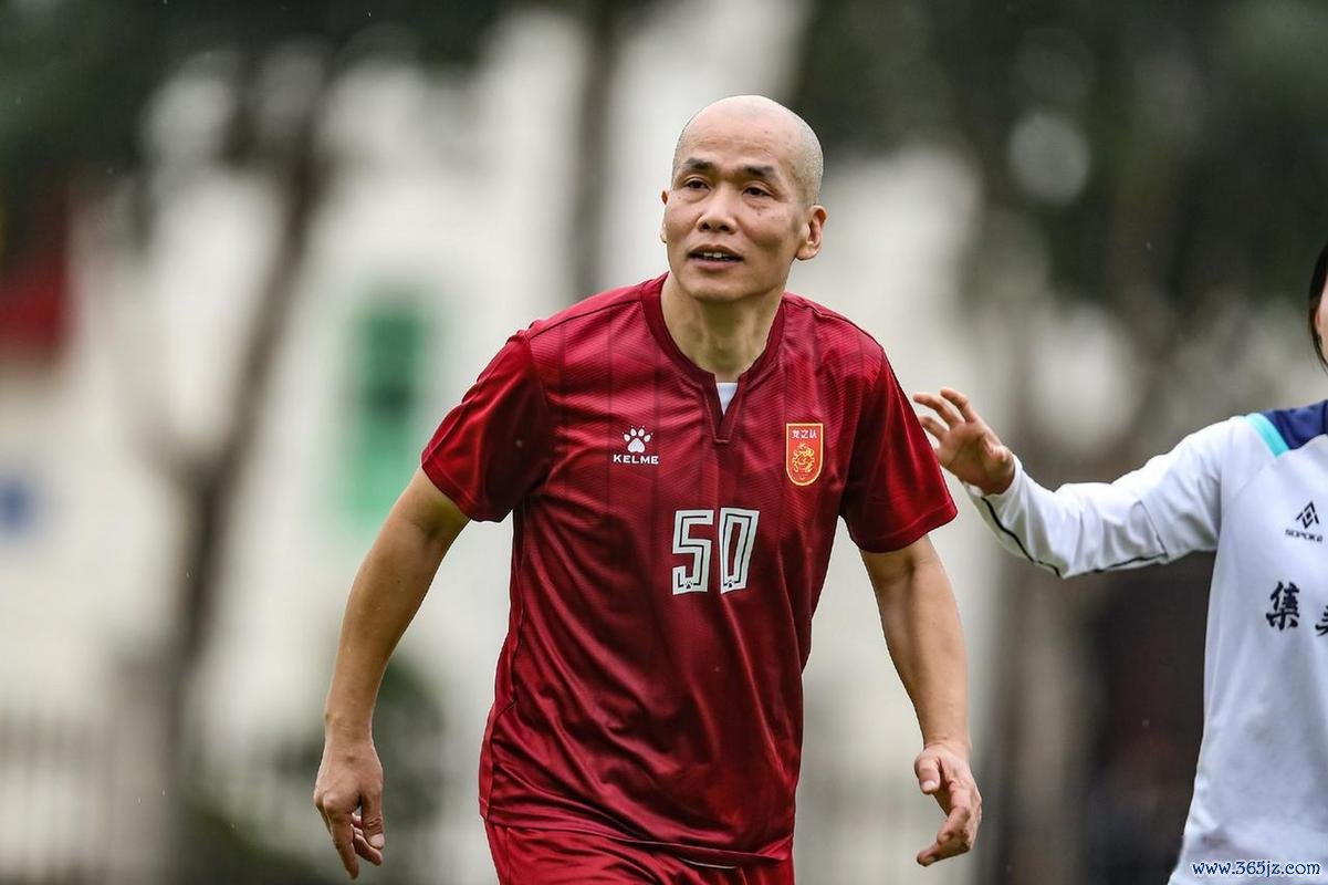 马德兴：国足选帅问题多，几个关键W不解决难成功