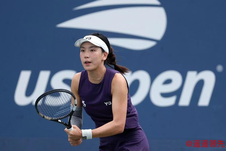 闯过澳网首轮关，王欣瑜的笑容里，多了几分霸气